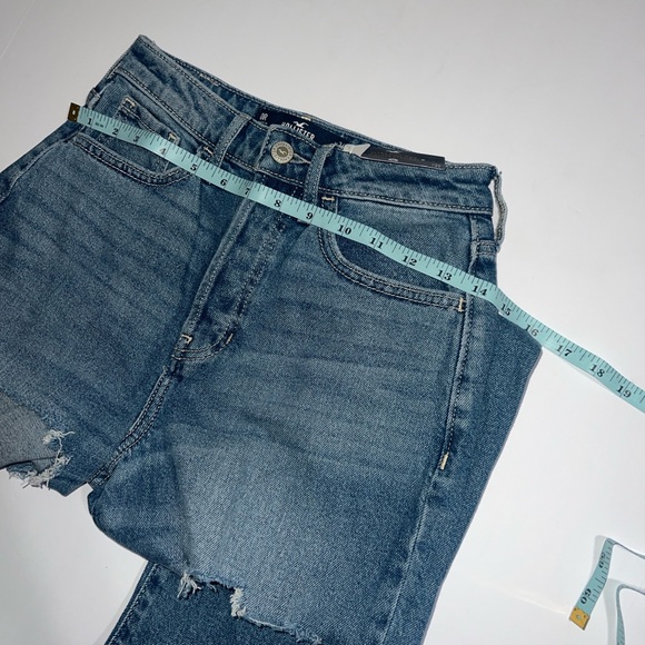 Hollister Women's Distressed Straight Leg Jeans - Blue - Size 24 - Picture 6 of 8